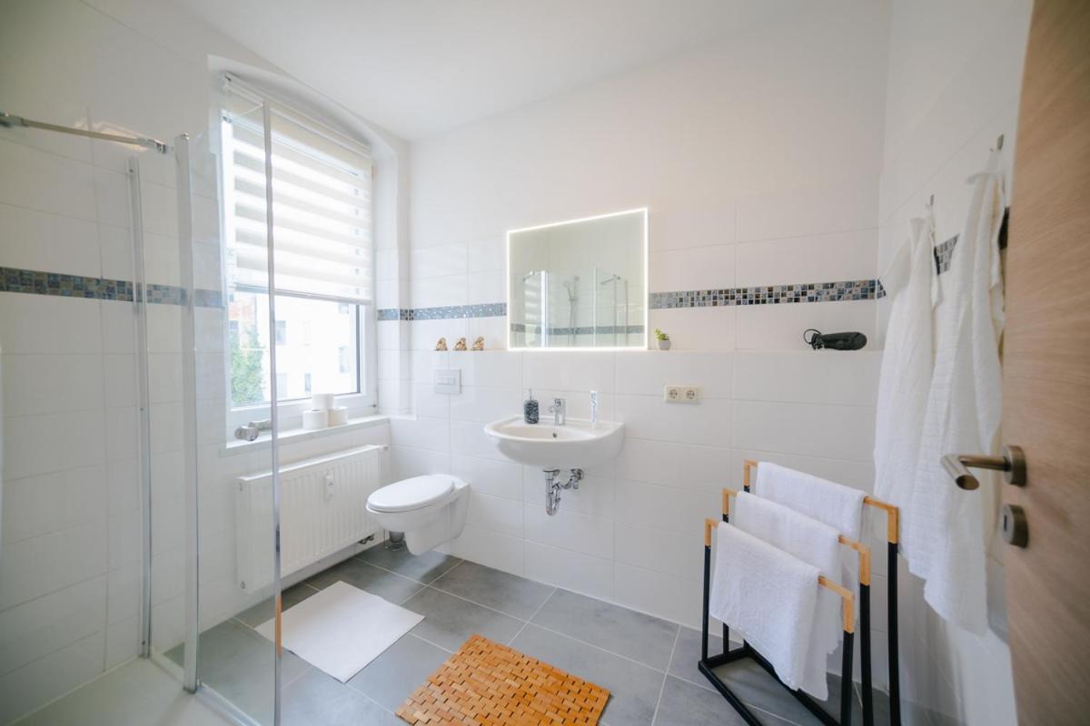 Ferienwohnung Laura In Gera Fuer Bis Zu 4 Personen - Neu Renoviert المظهر الخارجي الصورة