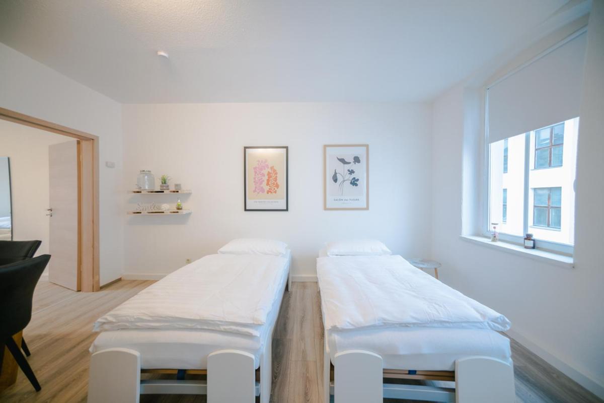 Ferienwohnung Laura In Gera Fuer Bis Zu 4 Personen - Neu Renoviert المظهر الخارجي الصورة